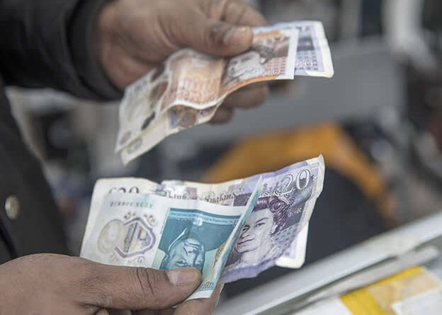 Egypt launches dollar-based pension plan for citizens living abroad