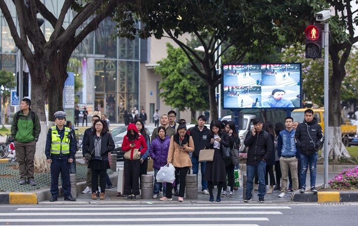 China promotes full implementation of private pension system