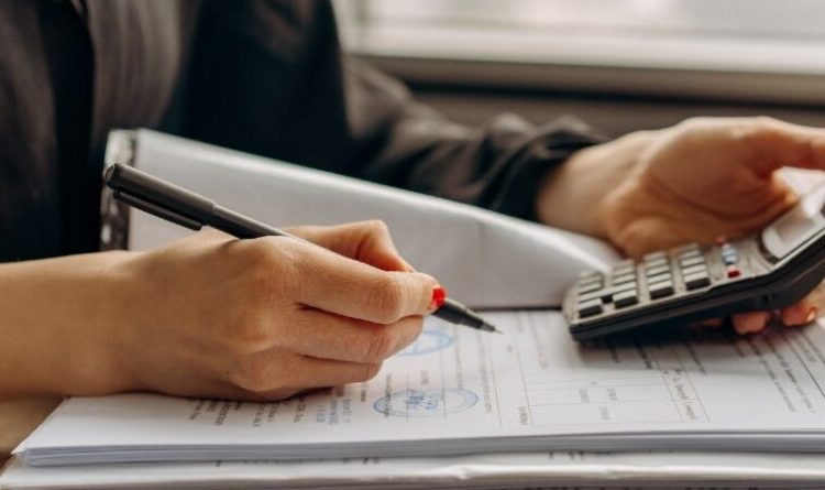 UK’s ageing population prompts calls to push state pension age up to 71
