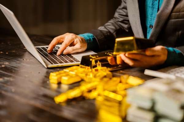 Largest private banks seek to strike ‘digital gold’